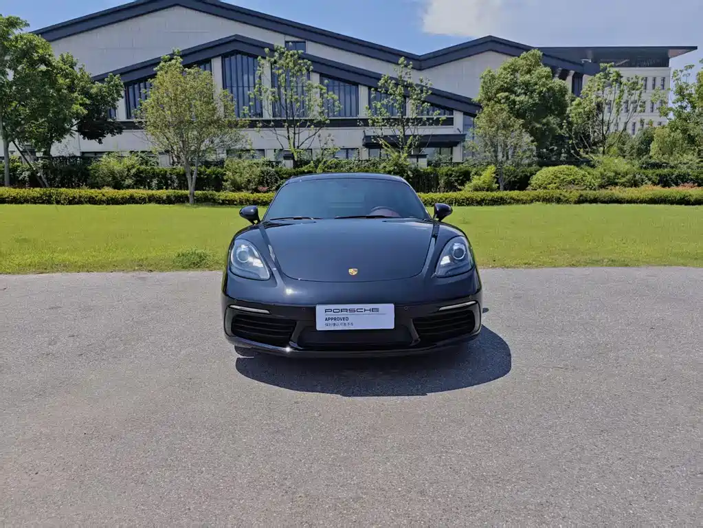 Porsche 718 2022 Cayman 2.0T