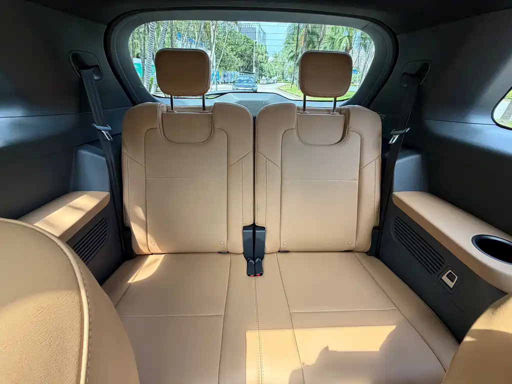 Li Auto Li ONE — миниатюра 12