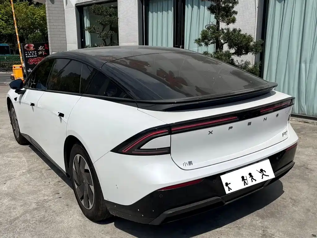 XPeng P7+ — миниатюра 9