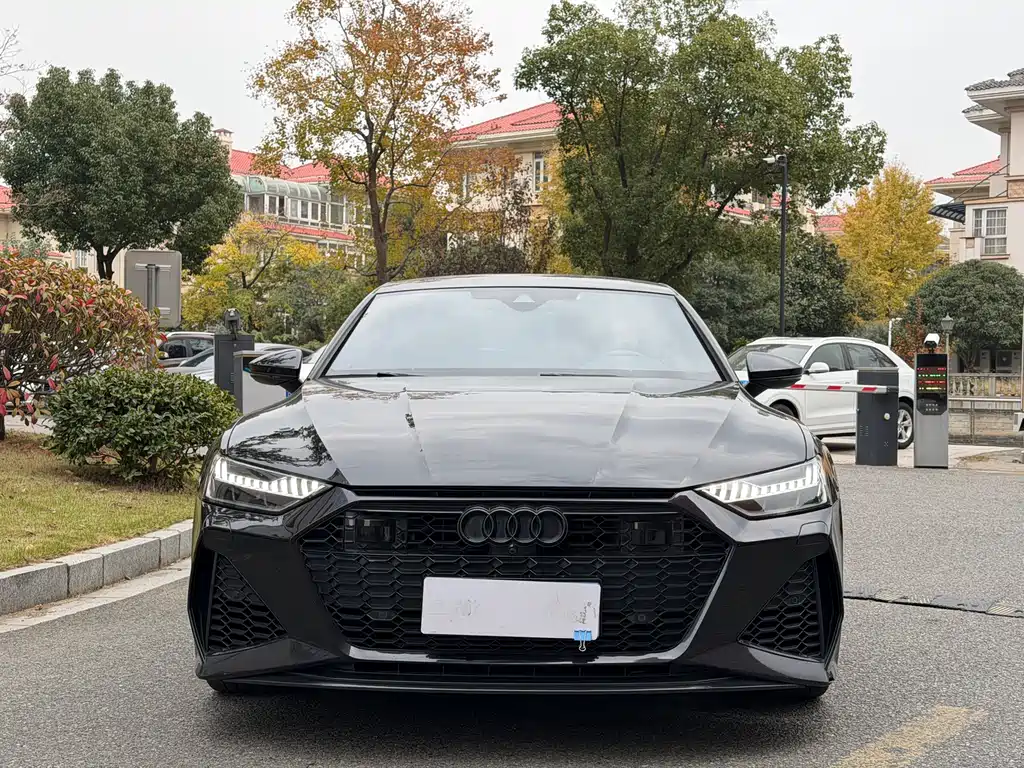 Audi A7L 2022 45 TFSI quattro S-line