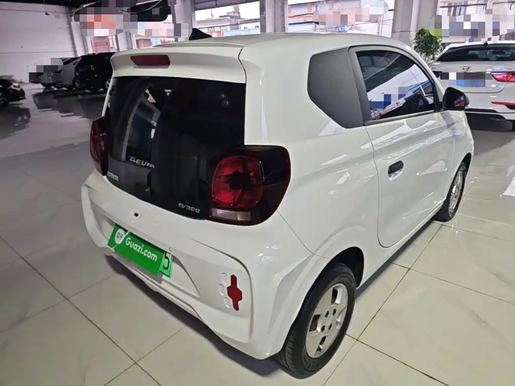 Roewe Clever — миниатюра 7