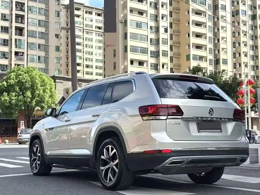 Volkswagen Teramont — миниатюра 5