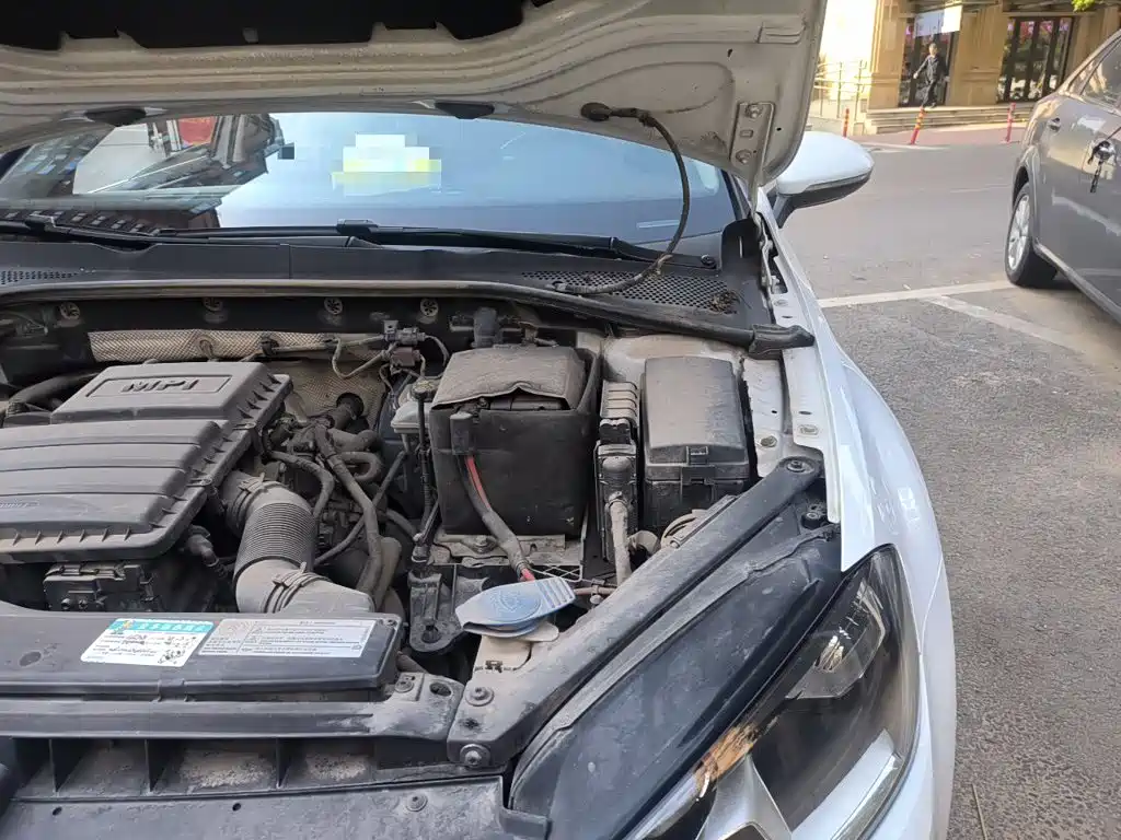 Volkswagen Golf — миниатюра 20