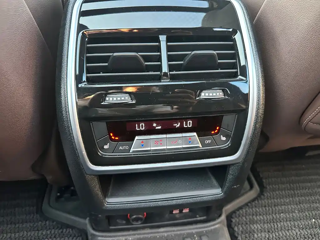 BMW X5 — миниатюра 17