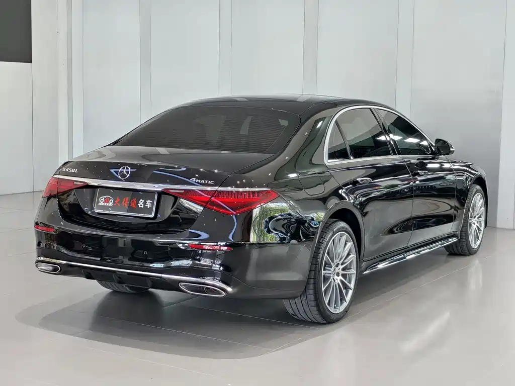 Mercedes-Benz S-Class — миниатюра 3