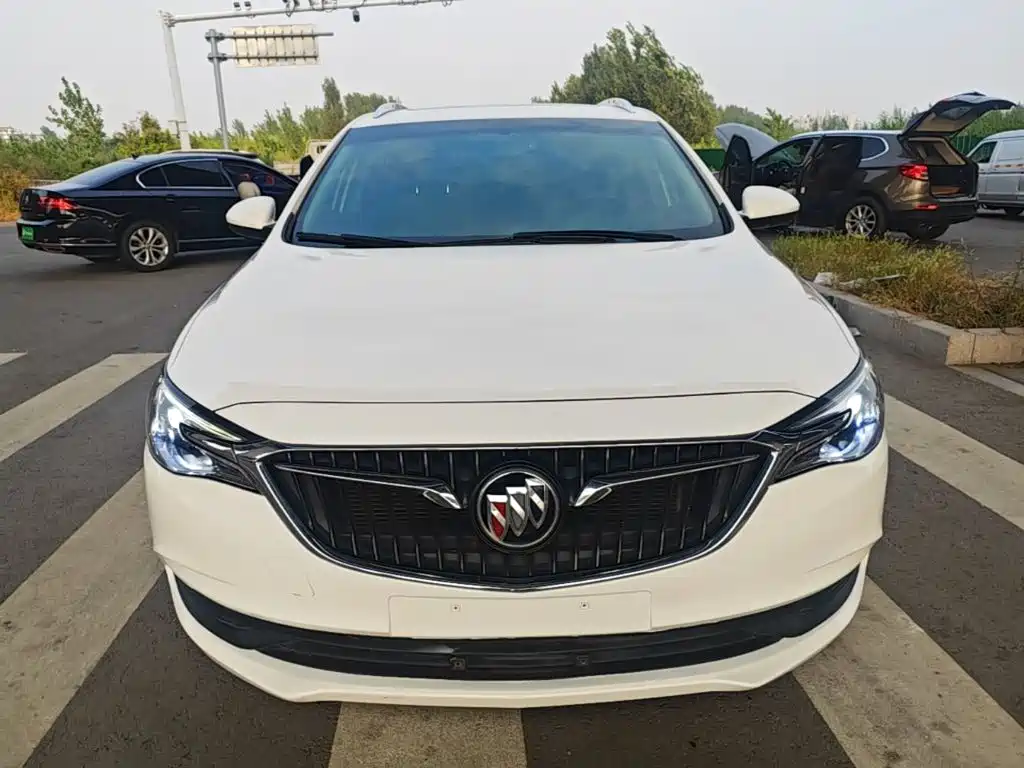 Buick Excelle — миниатюра 3