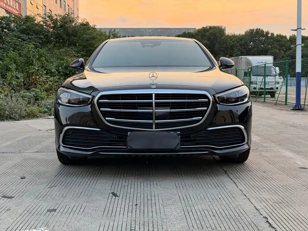 Mercedes-Benz S-Class — миниатюра 2