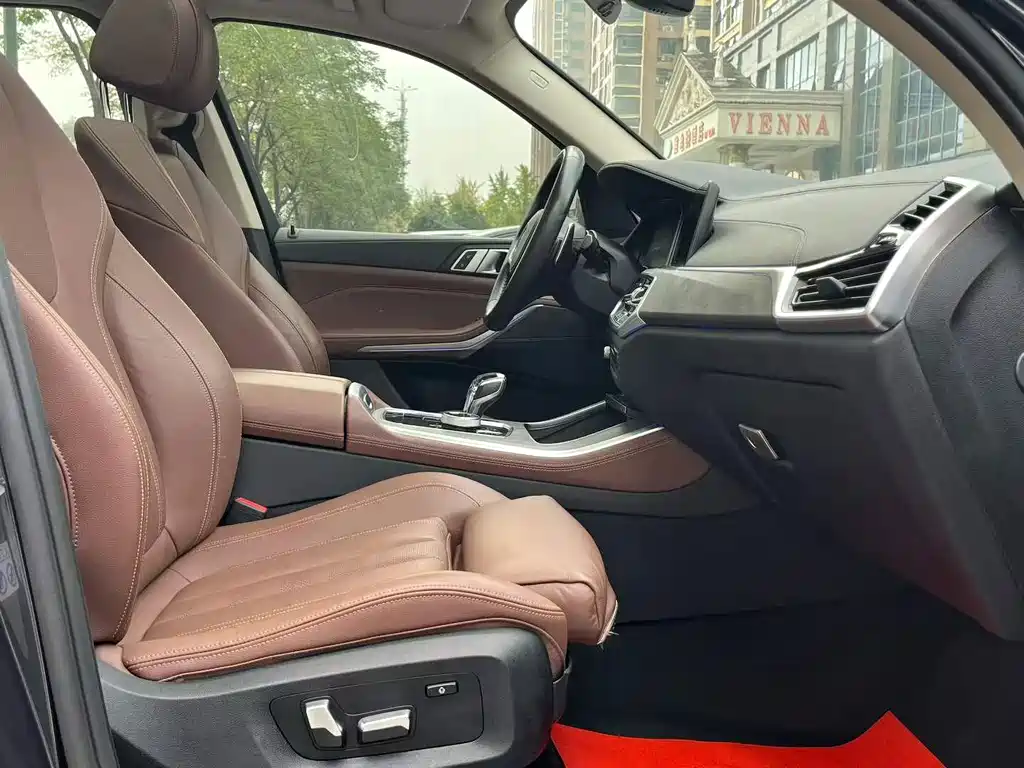 BMW X5 (Import) — миниатюра 8