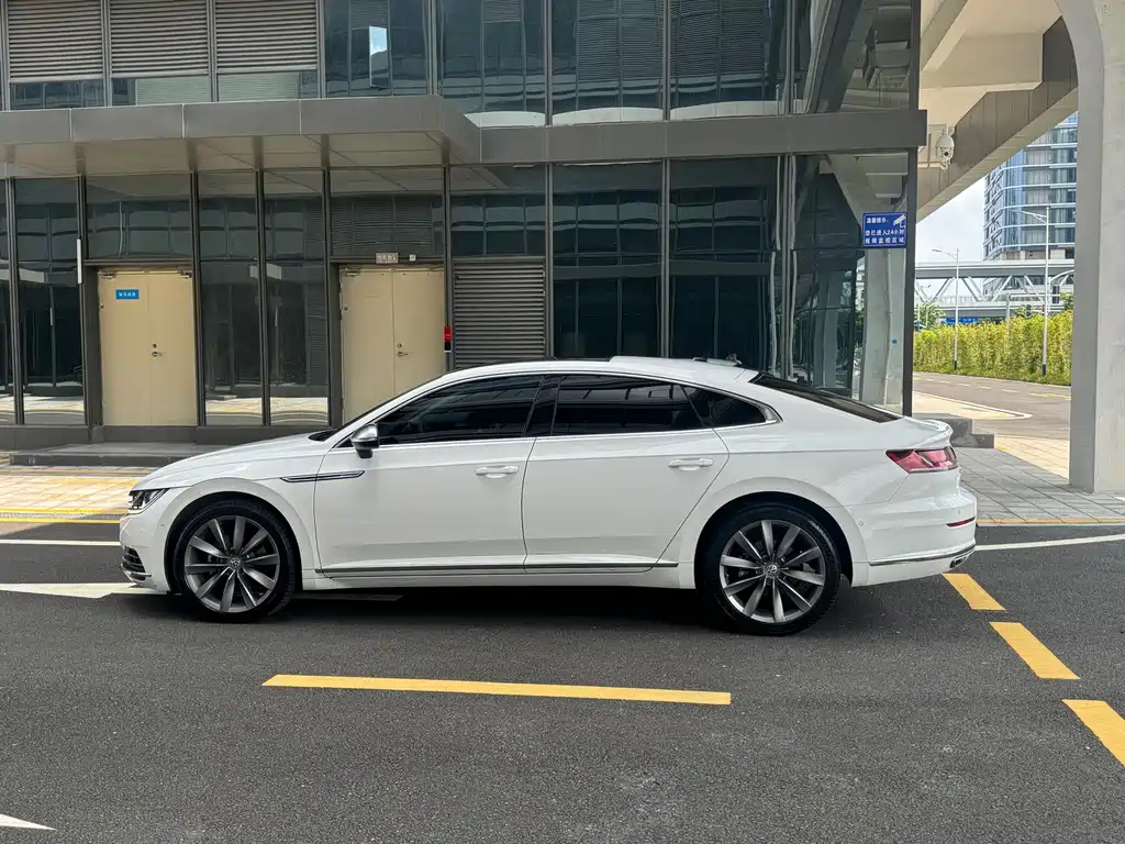 Volkswagen CC — миниатюра 5