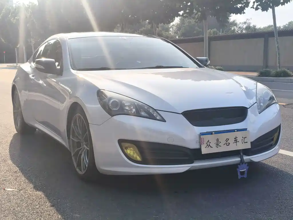 Hyundai Genesis Coupe — миниатюра 3
