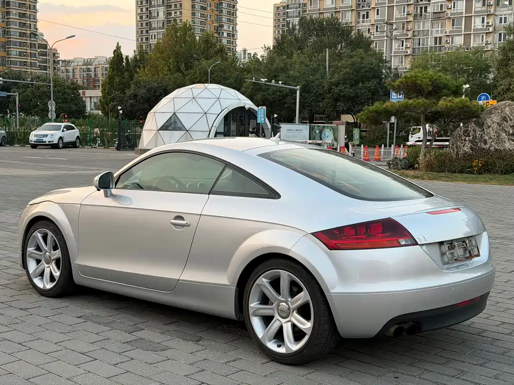 Audi TT — миниатюра 6