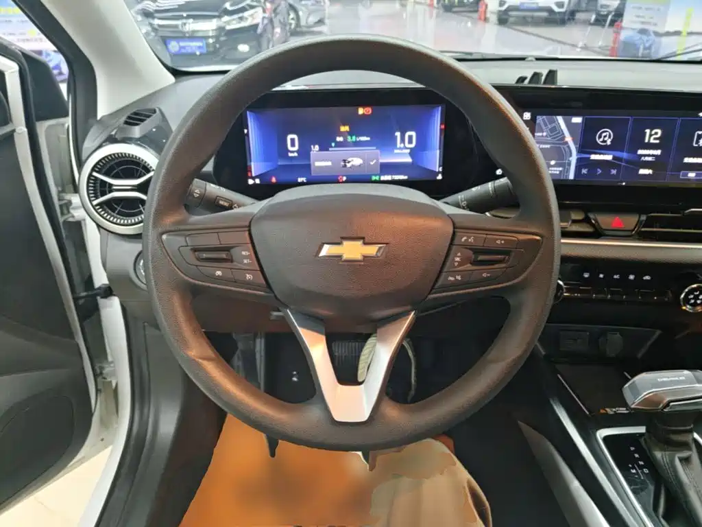 Chevrolet Monza — миниатюра 11