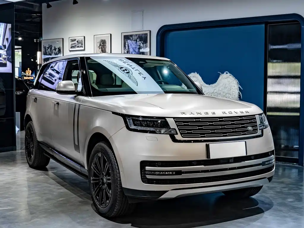 Land Rover Range Rover — миниатюра 3