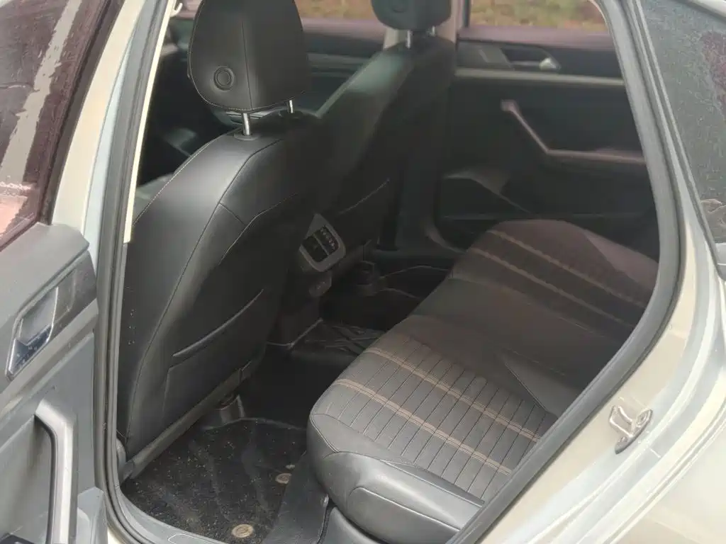 Volkswagen Lavida — миниатюра 13