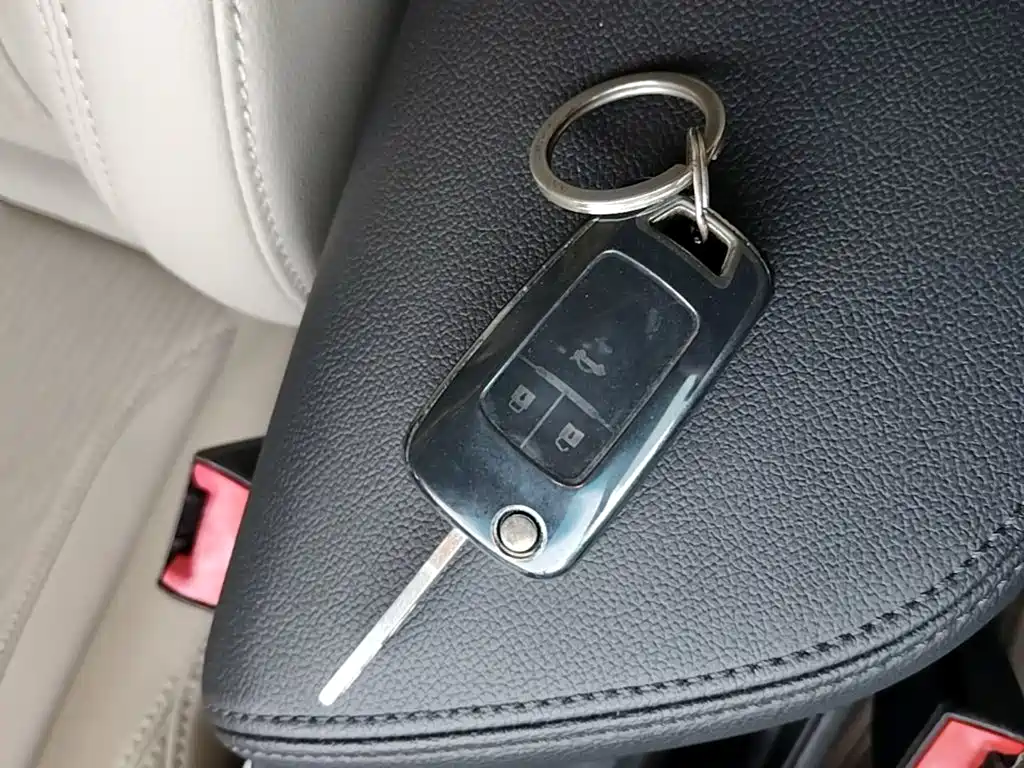 Buick Excelle — миниатюра 9