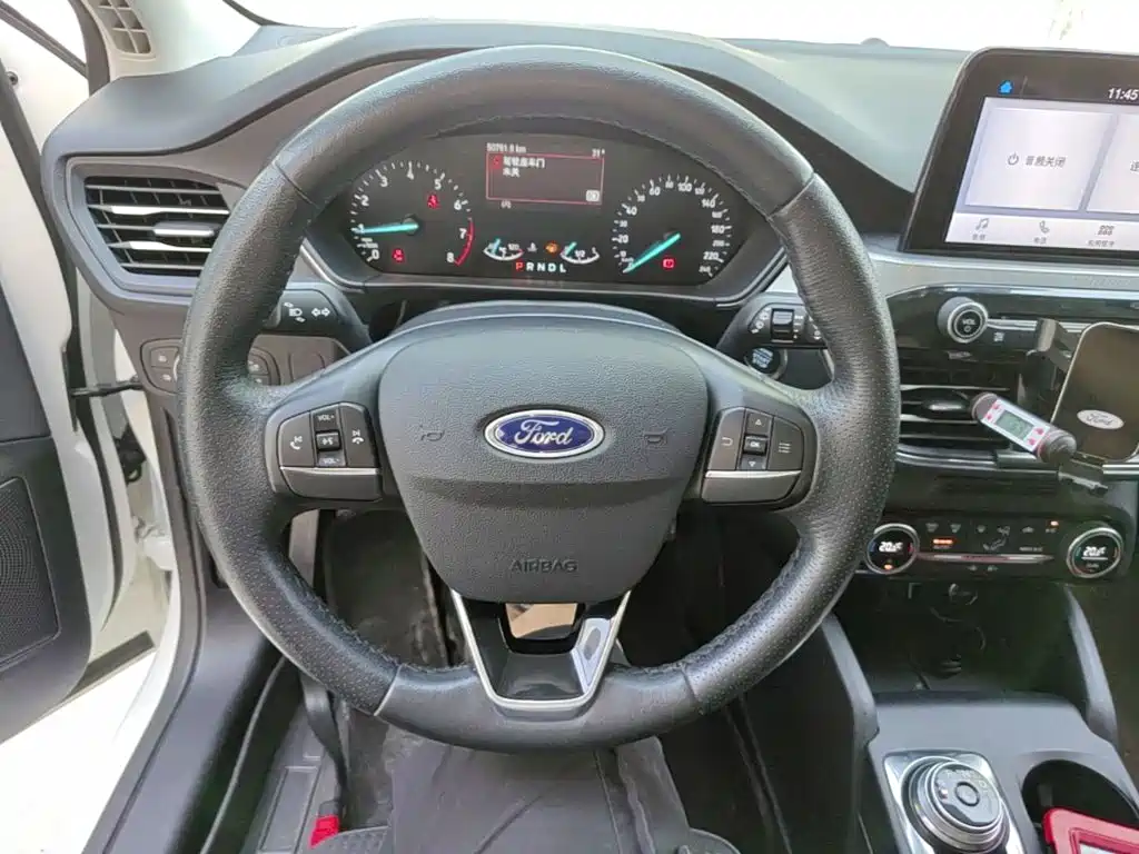 Ford Focus — миниатюра 11