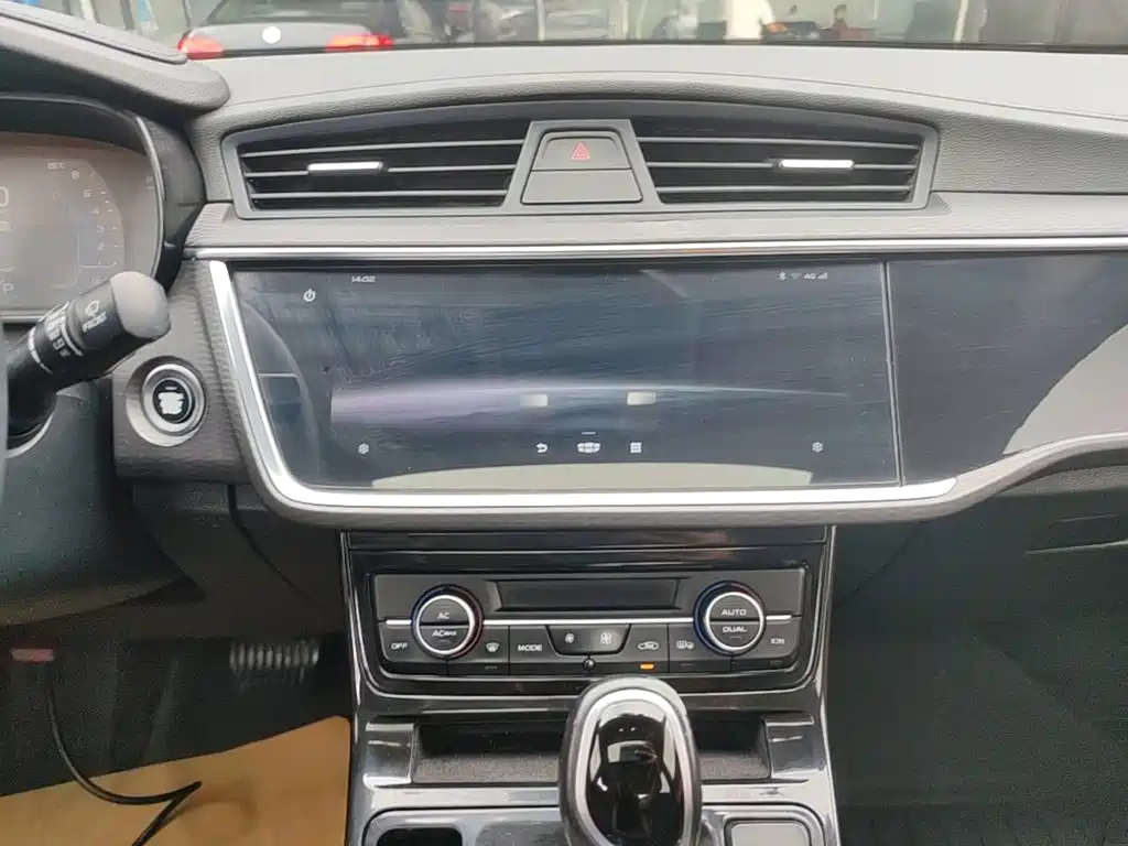 Geely Emgrand GL — миниатюра 13