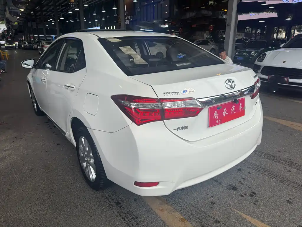Toyota Corolla 2014 1.8L CVT GLX-i