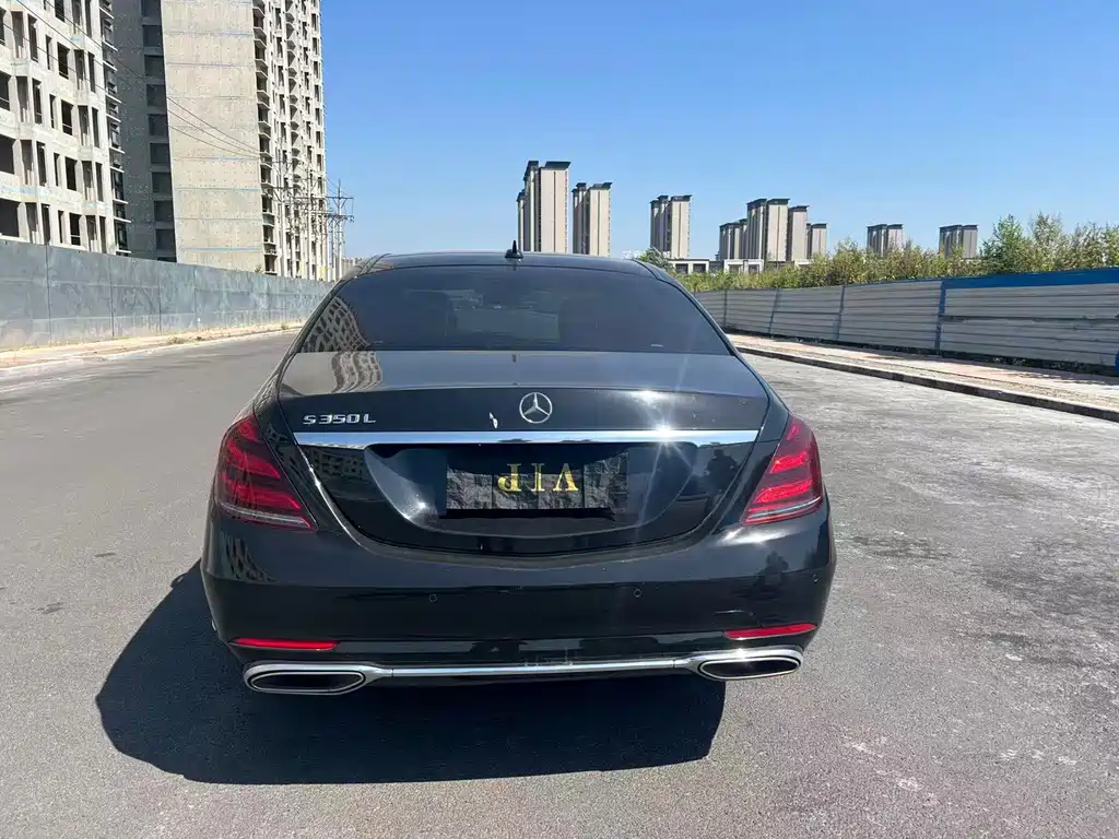 Mercedes-Benz S-Class — миниатюра 8