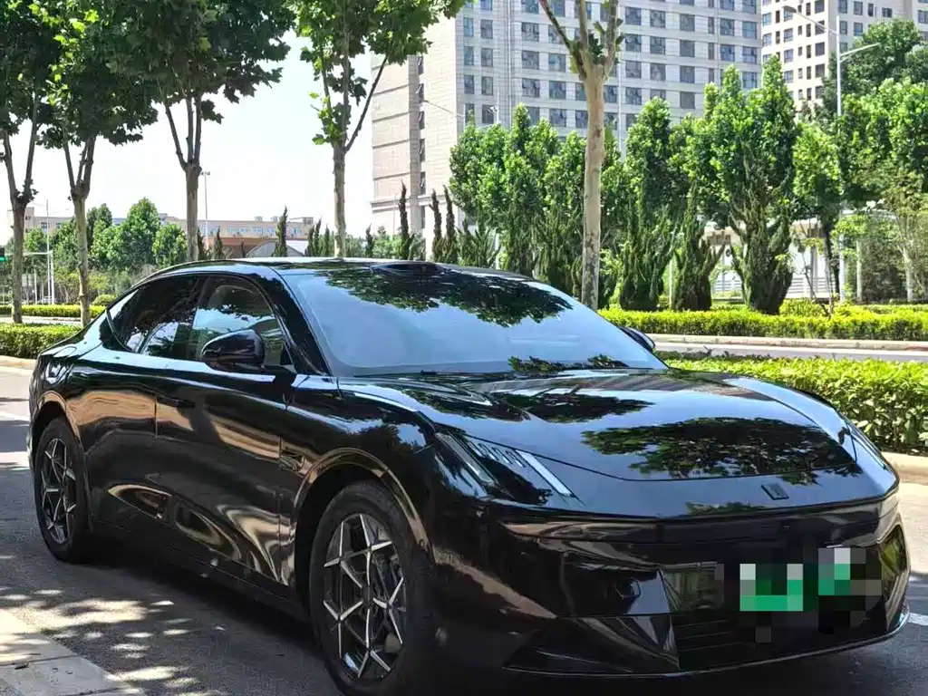 2025 Lynk & Co 10 - zdjęcie 1 z 10