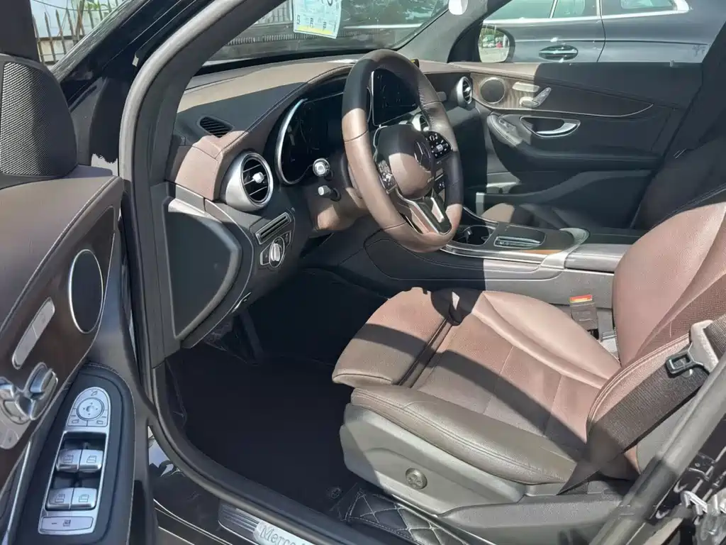Mercedes-Benz GLC — миниатюра 2