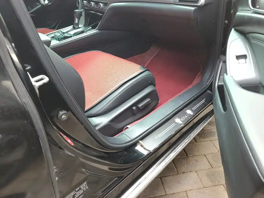 Honda Accord — миниатюра 8