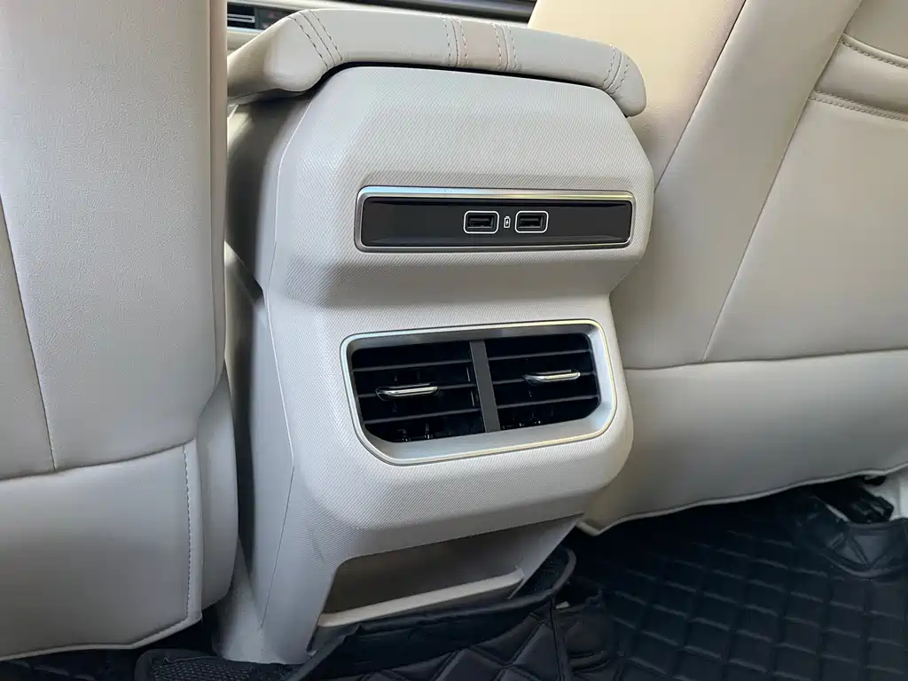 Geely Icon — миниатюра 14