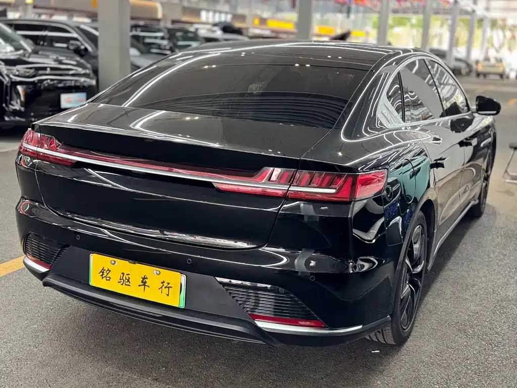 BYD Han — миниатюра 7
