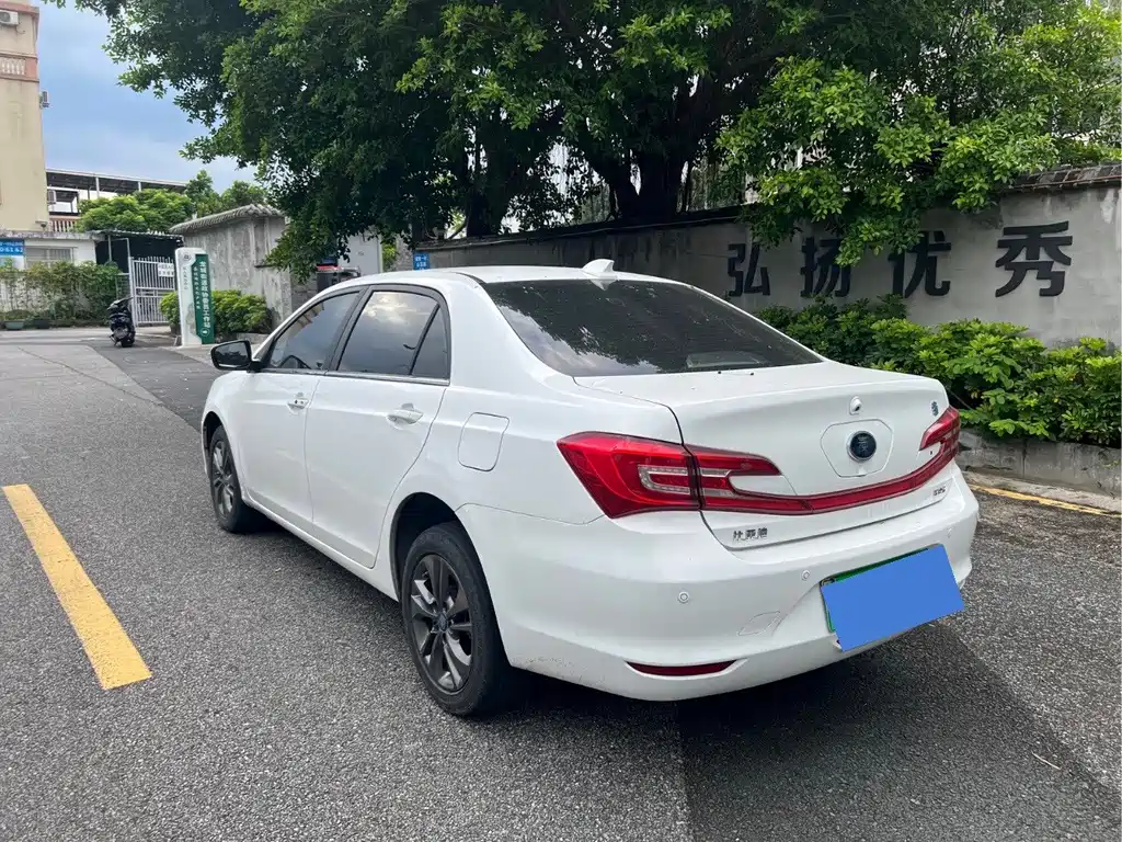 BYD Qin NEV — миниатюра 6