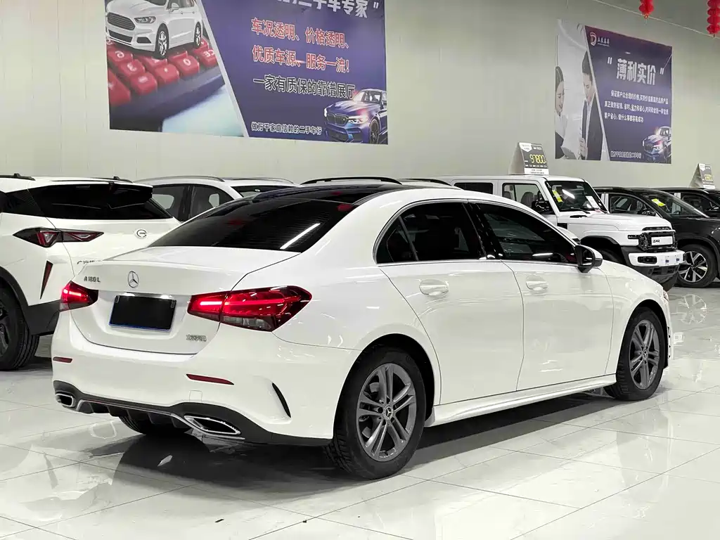 MERCEDES-BENZ A CLASS