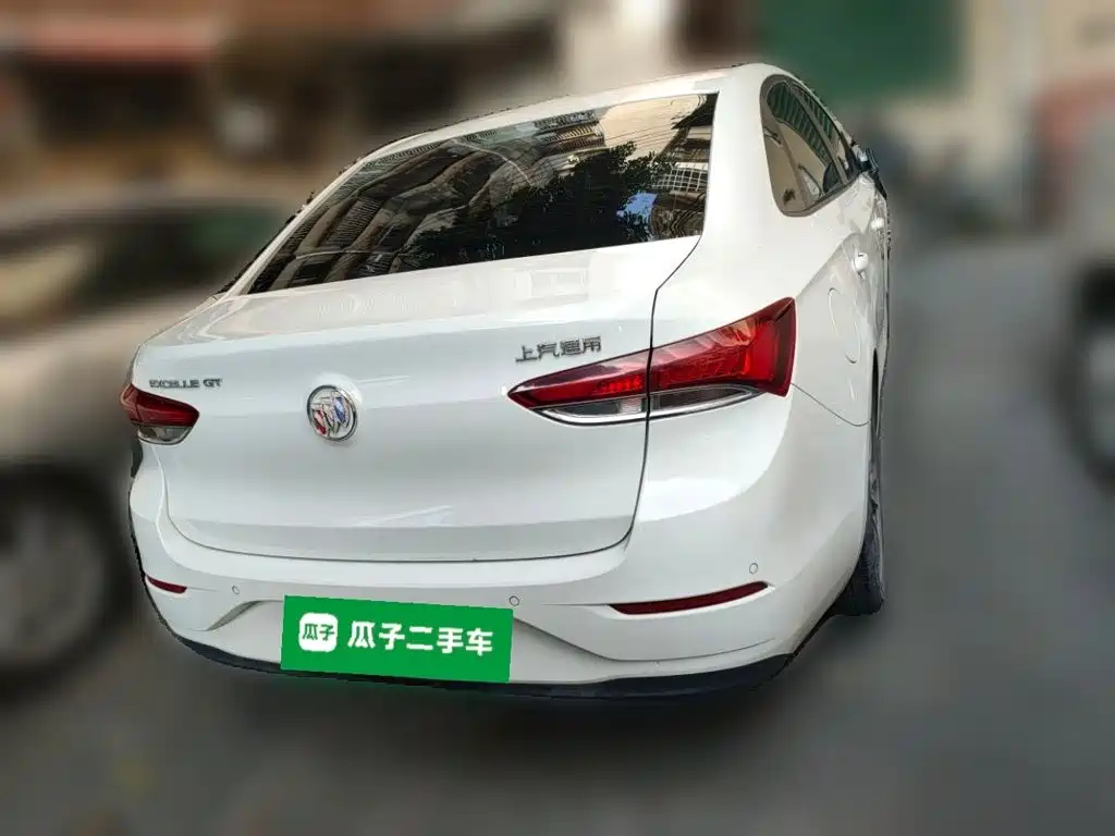 Buick Excelle — миниатюра 3