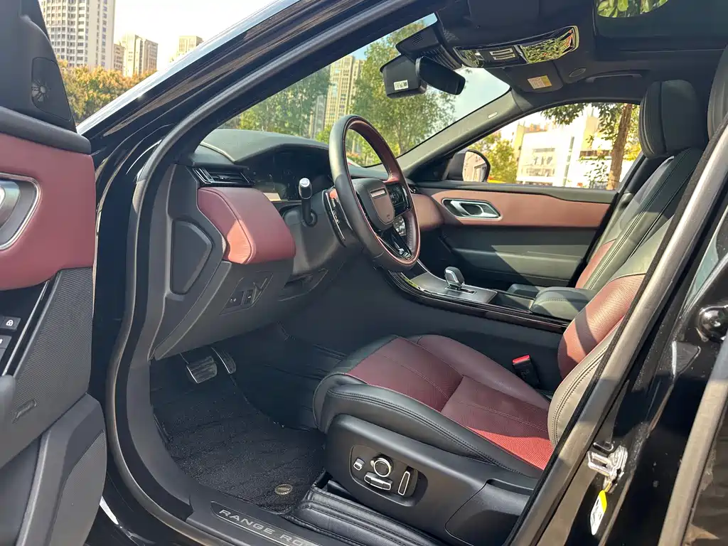 Land Rover Velar — миниатюра 8
