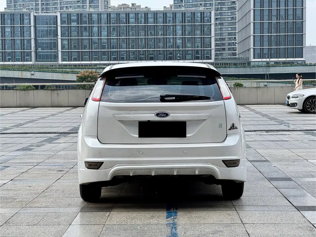 Ford Focus — миниатюра 6