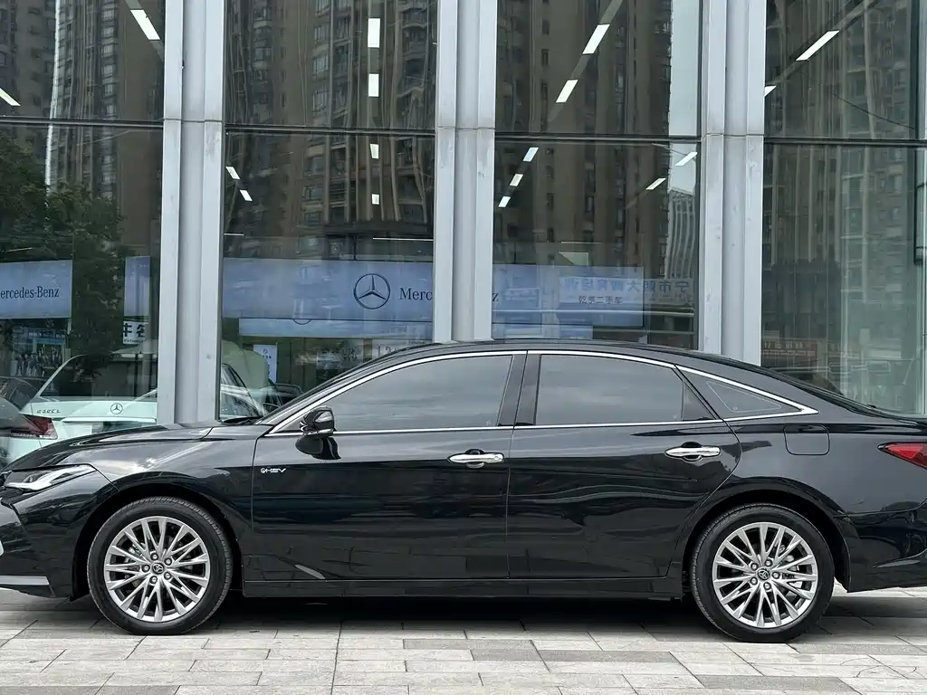 Toyota Avalon 2024 2.0L Luxury