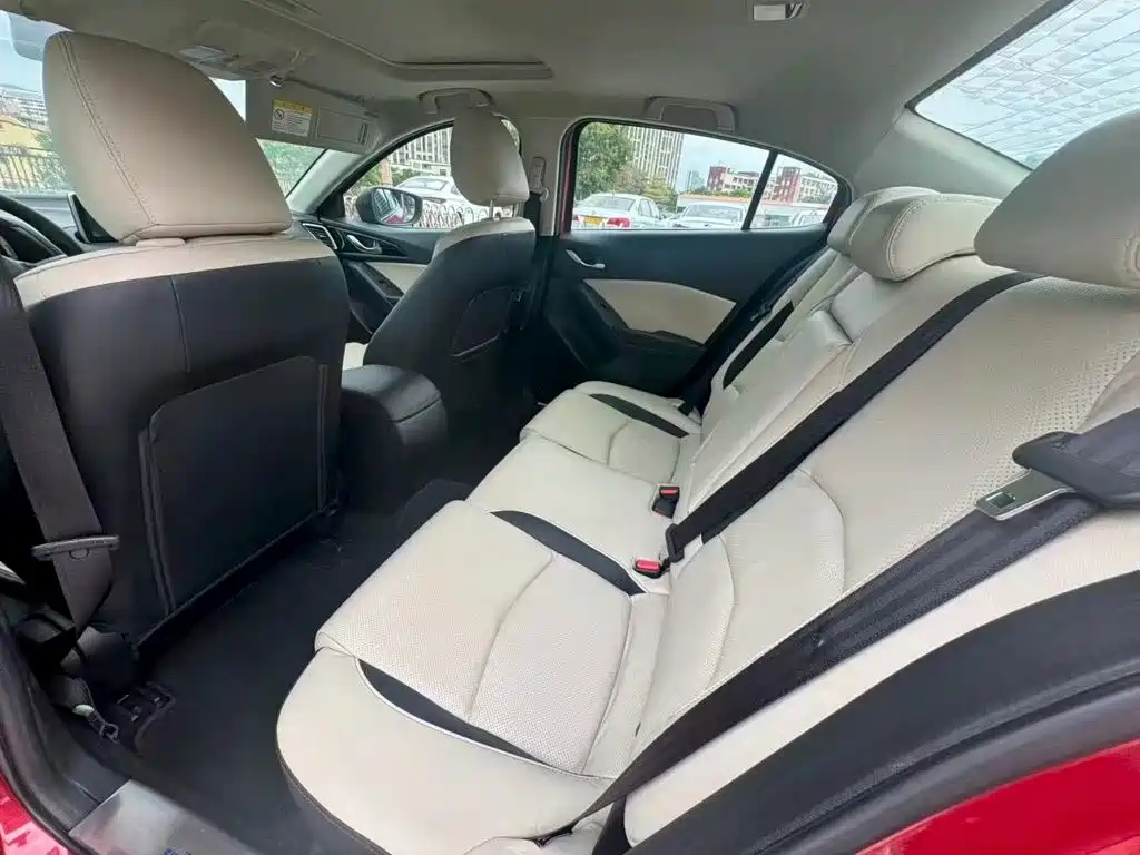 Mazda 3 Axela — миниатюра 9