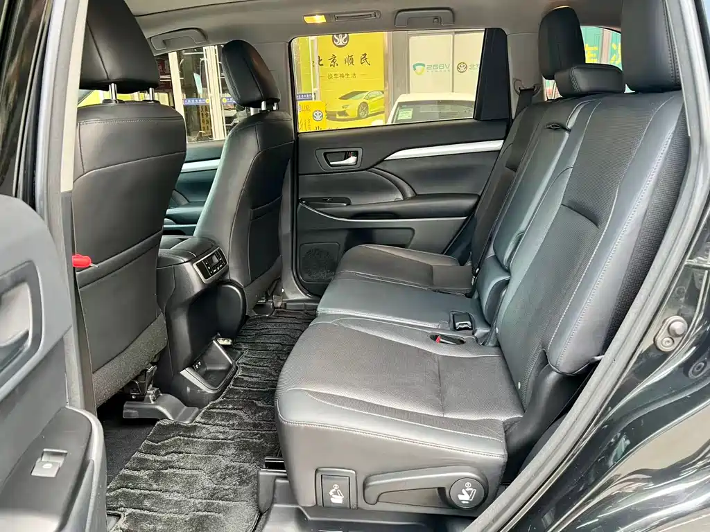 Toyota Highlander — миниатюра 6
