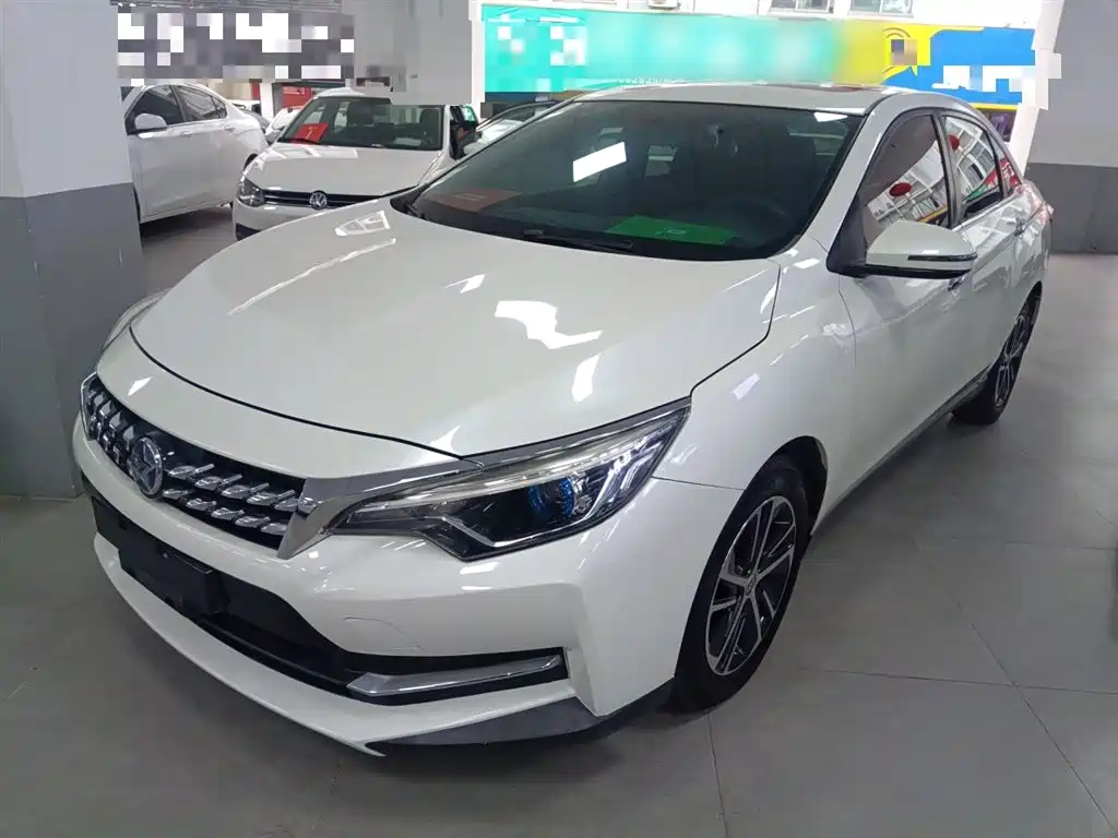 Venucia D60 2018