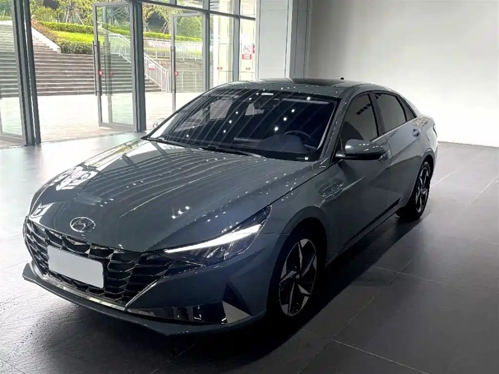 Hyundai Elantra 2020