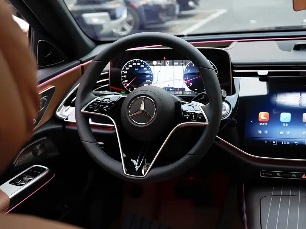 Mercedes-Benz E-Class — миниатюра 15