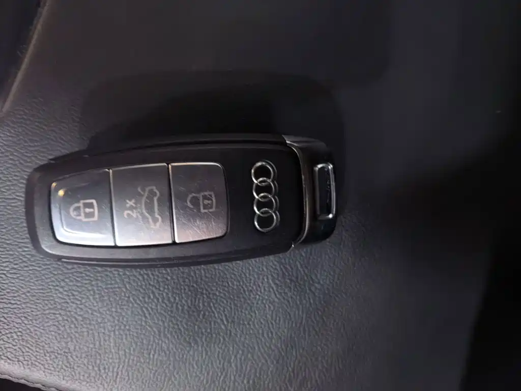 Audi A6L — миниатюра 10
