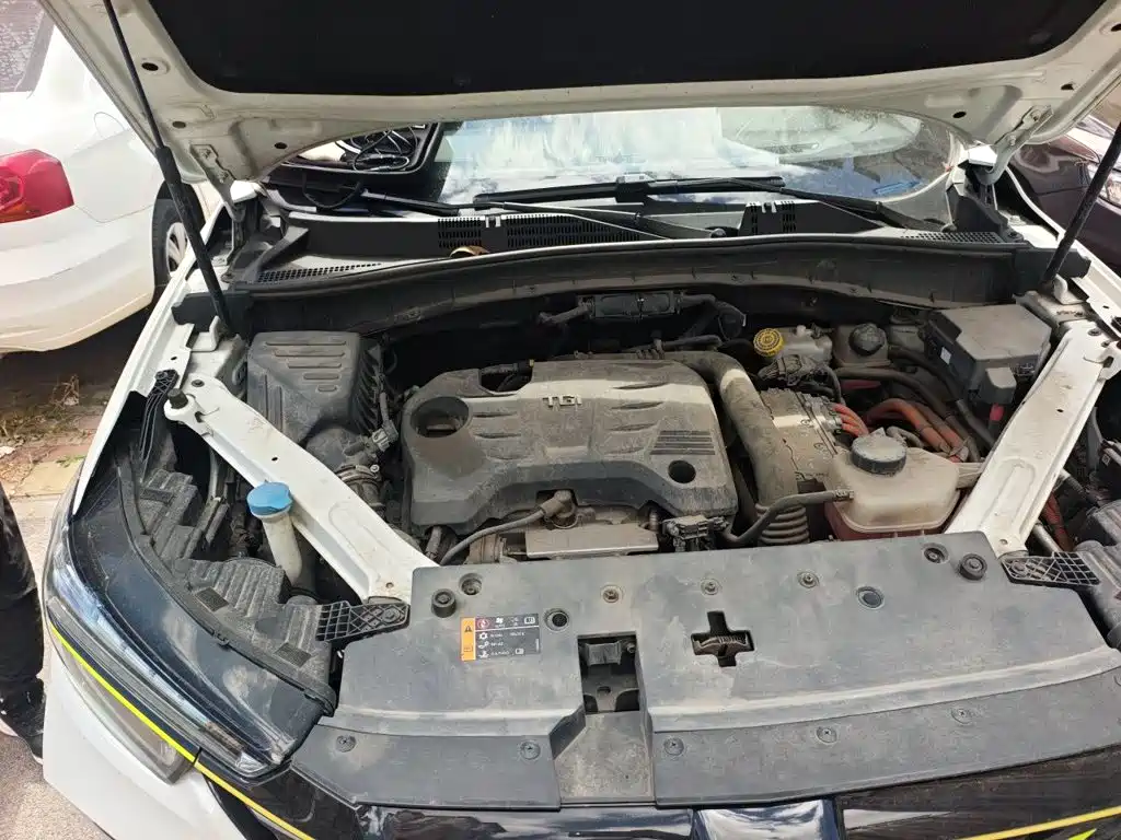 Roewe RX5 New Energy — миниатюра 21