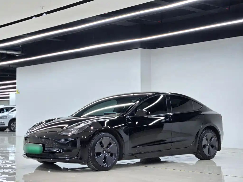 Tesla Model 3 2023