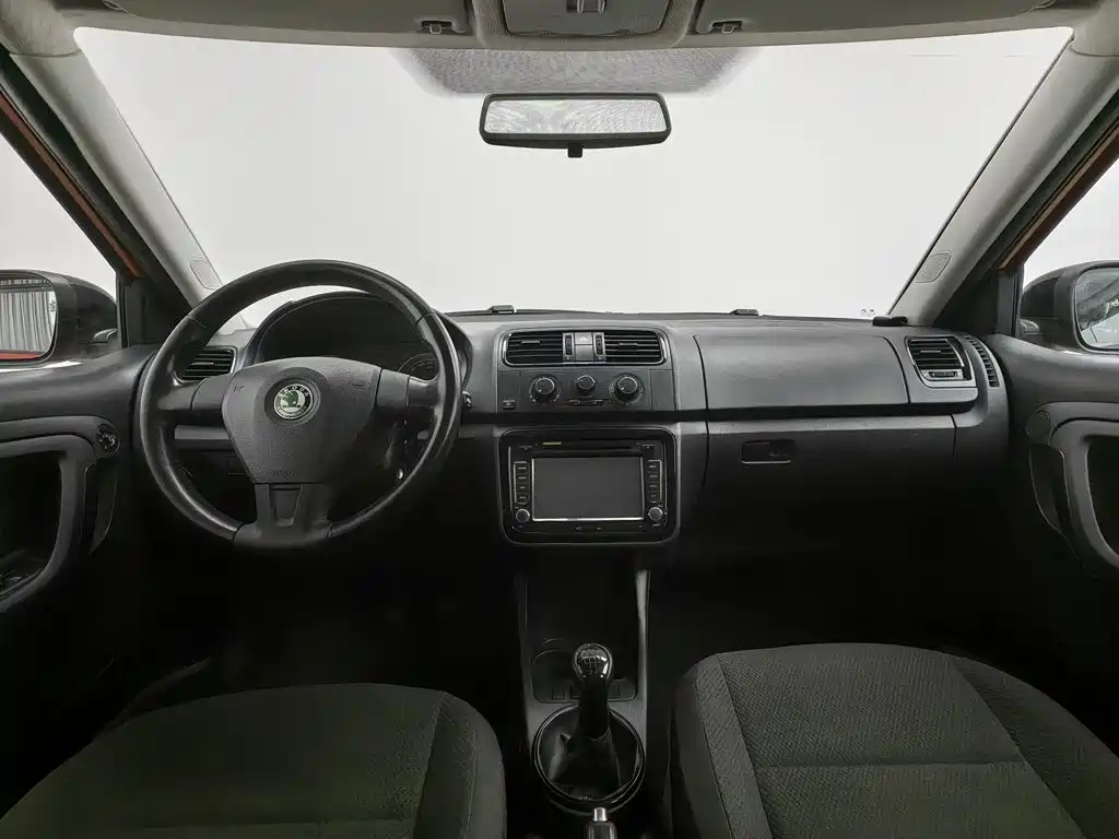 Skoda Fabia — миниатюра 5