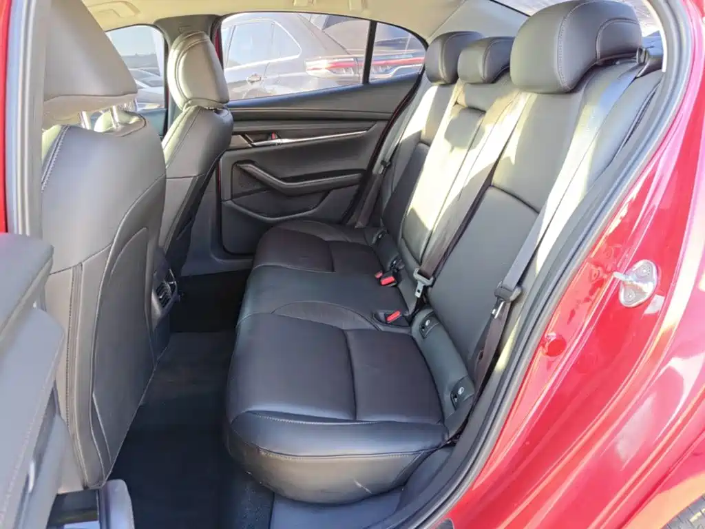 Mazda 3 Axela — миниатюра 17