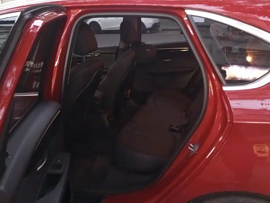 BMW 2 Series Active Tourer — миниатюра 11