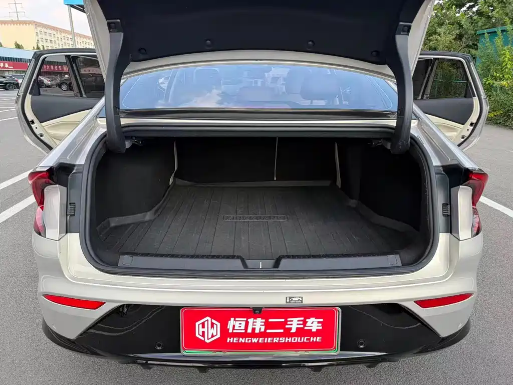 Wuling Xingguang — миниатюра 9
