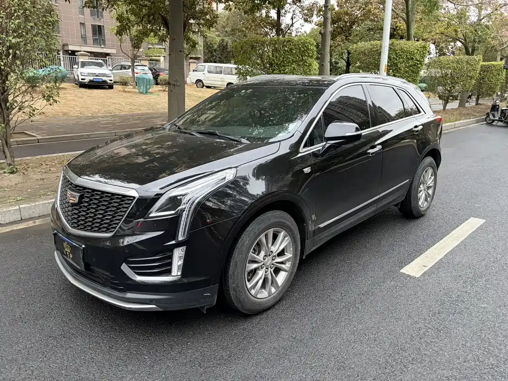 CADILLAC XT5