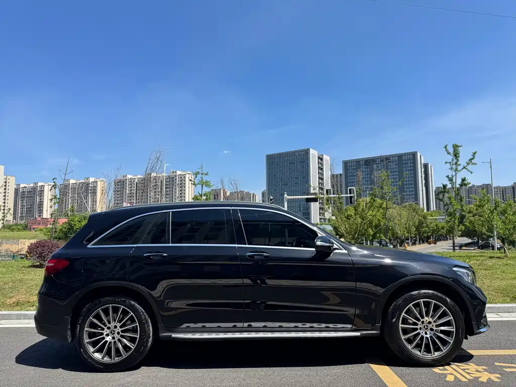 Mercedes-Benz GLC 2019 GLC 260 L 4MATIC Luxury