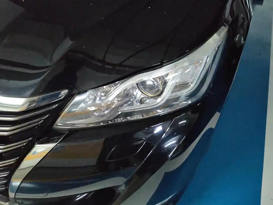 Toyota Crown 2018 2.0T Sport