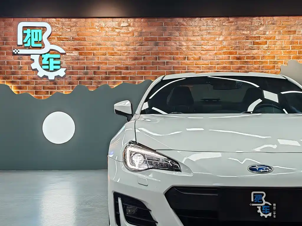 SUBARU BRZ